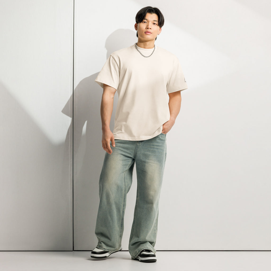 Aurvena "Little Guy" Box Tee